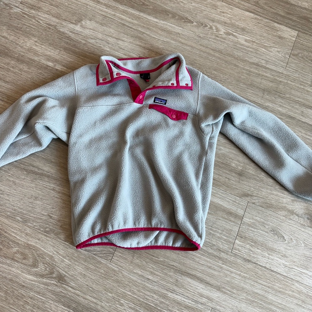 Patagonia Synchilla Gray and Pink Pullover